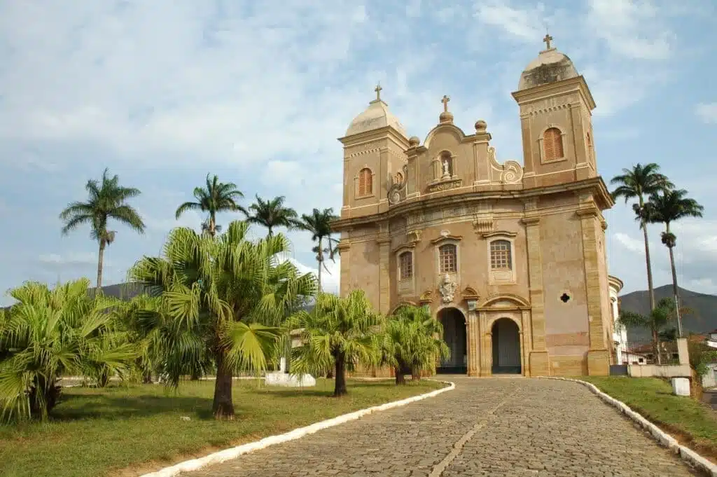 IGREJA DE SÀO PEDRO DOS CLÉRIGOS EM MARIANA MG IGREJA DE SÀO PEDRO DOS CLÉRIGOS EM MARIANA MG
