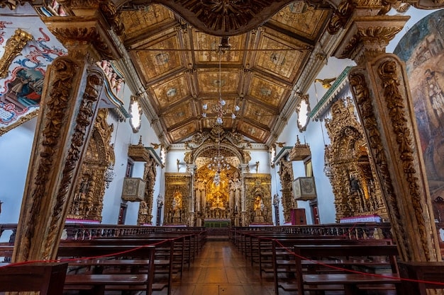 Interior da Igreja Matriz de Santo Antônio em Tiradentes Interior da Igreja Matriz de Santo Antônio em Tiradentes