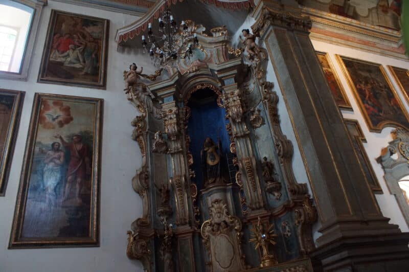 Retábulo lateral do Santuário de Bom Jesus de Matosinhos em Congonhas MG Retábulo lateral do Santuário de Bom Jesus de Matosinhos em Congonhas MG