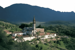 Complexo Santuário do Caraça em Minas Gerais