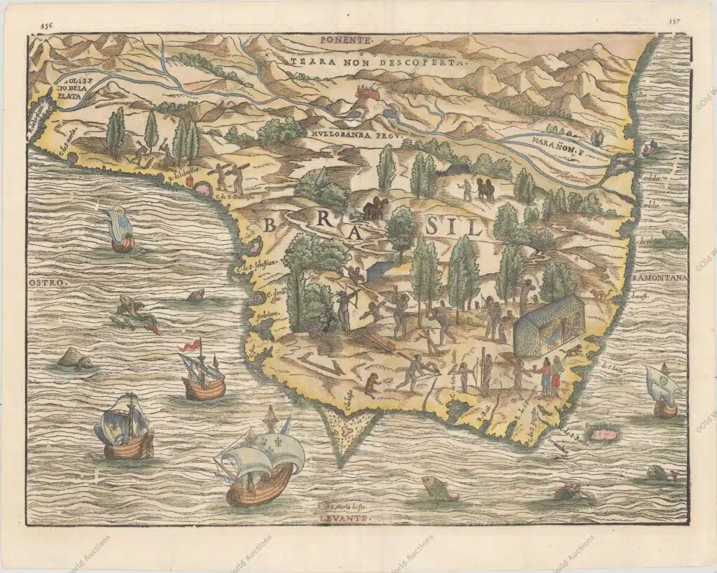 Mapa do Brasil de 1606 Mapa do Brasil de 1606 - Delle Navigationi et Viaggi Raccolta..."Brasil", Ramusio, Giovanni Battista Este fascinante mapa pictórico é um dos primeiros mapas regionais do Brasil que se pode obter. Ilustrado com o norte à direita, o mapa está repleto de vinhetas que representam a vida nativa, em vez de se concentrar em informações geográficas. Os índios nativos são mostrados com arcos e flechas, machados, lhamas e redes, pelos quais os brasileiros são bem conhecidos. O oceano ao redor está repleto de navios franceses e portugueses e monstros marinhos. Ao longo da costa, os europeus são retratados interagindo com os nativos. As poucas informações geográficas apresentadas são bastante imprecisas. O rio Amazonas (aqui chamado Maranon F.) e o rio Paraná têm origem em lagos situados ao lado de um vulcão em erupção. Montanhas e rios espúrios preenchem a porção ocidental do Brasil, rotulada de Terra non Discoperta (terra não descoberta). Este mapa em xilogravura é do segundo bloco, cortado em 1565 depois que o original foi destruído por um incêndio na casa de impressão de Thomaso Guinti em 1557. No segundo bloco, Descoperta está escrito na parte superior central em vez de Discoperta. O segundo bloco foi utilizado novamente em 1606, distinguindo-se da impressão anterior pelo facto de o bloco de impressão ter sido danificado por caruncho. As pequenas áreas em branco ao longo da margem e nos mares sugerem que este exemplar provém do bloco danificado pelo caruncho. Muitos dos blocos para a edição de 1554 da obra Delle Navigationi Et Viaggi de Ramusio foram produzidos pelo grande cartógrafo veneziano Giacomo Gastaldi.