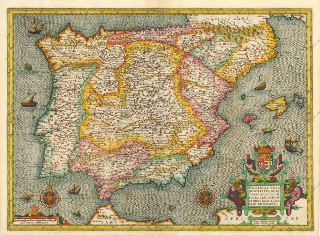 Mapa de Portugal e Espanha de 1620 Mapa de Portugal e Espanha de 1620. Excelente mapa da Espanha e de Portugal, incluindo Maiorca e Menorca. Gravado com muito requinte por Petrus Kaerius, com cartelas elaboradas, navios a vela, monstros marinhos e rosas de bússola. O mar está gravado em um padrão moiré arrojado.