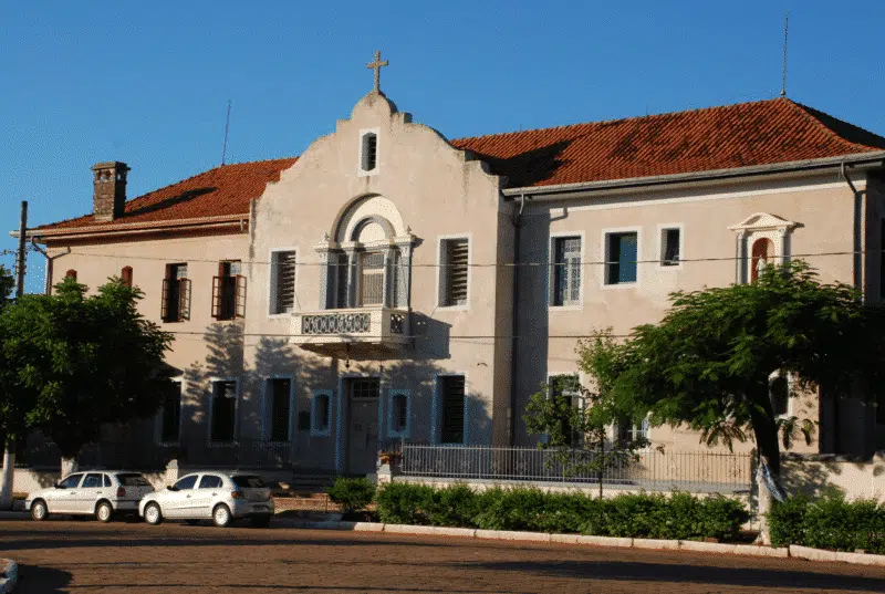 Casa Parachial Padre José May em Aquidauana MS Casa Parachial Padre José May em Aquidauana MS