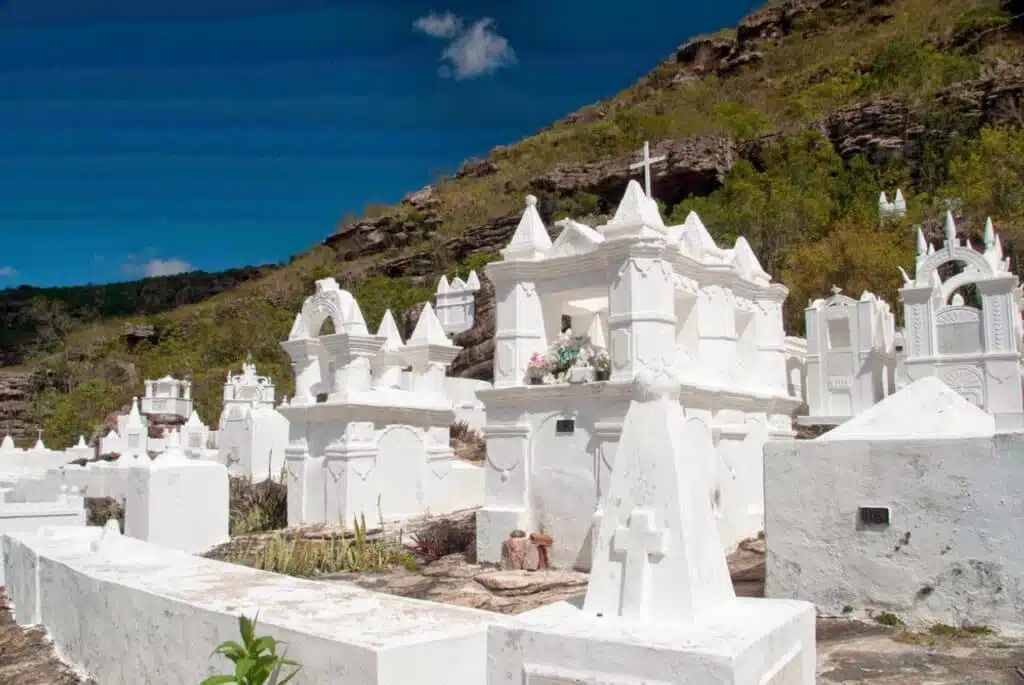 Cemitério de Santa Isabel em Mucugê na Bahia Cemitério de Santa Isabel em Mucugê na Bahia