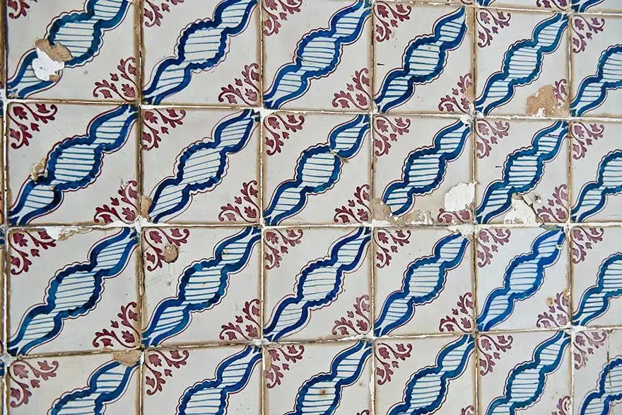 Azulejo Colonial de Fachada no Centro Histórico de São Luís do Maranhão. Azulejo Colonial de Fachada no Centro Histórico de São Luís do Maranhão.