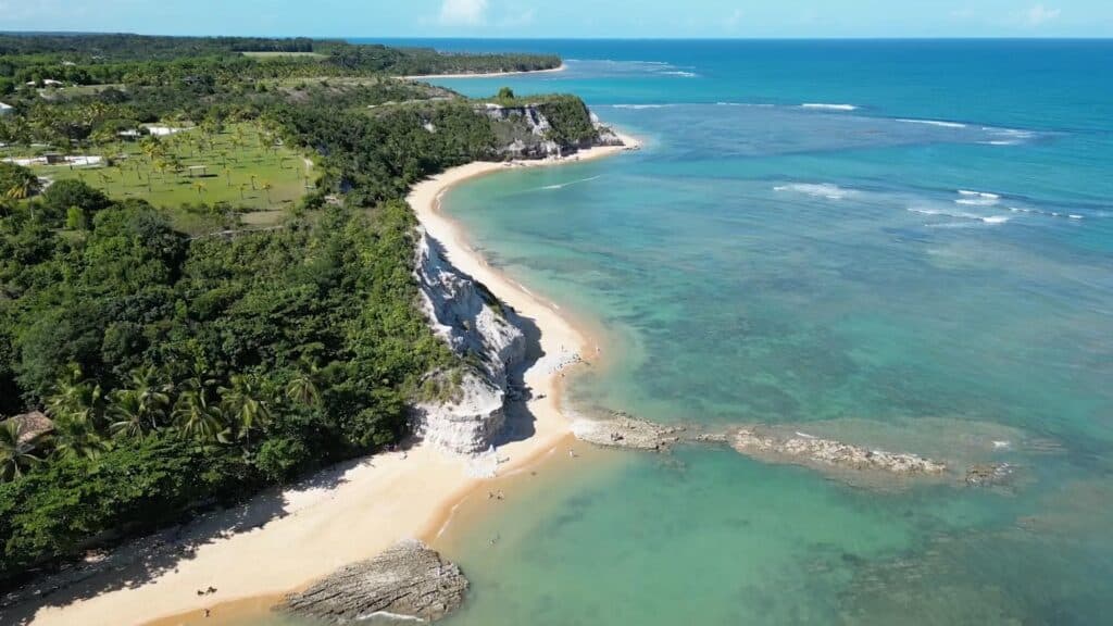 Praia de Jeribucaçu em Itacaré - Bahia Praia de Jeribucaçu em Itacaré - Bahia