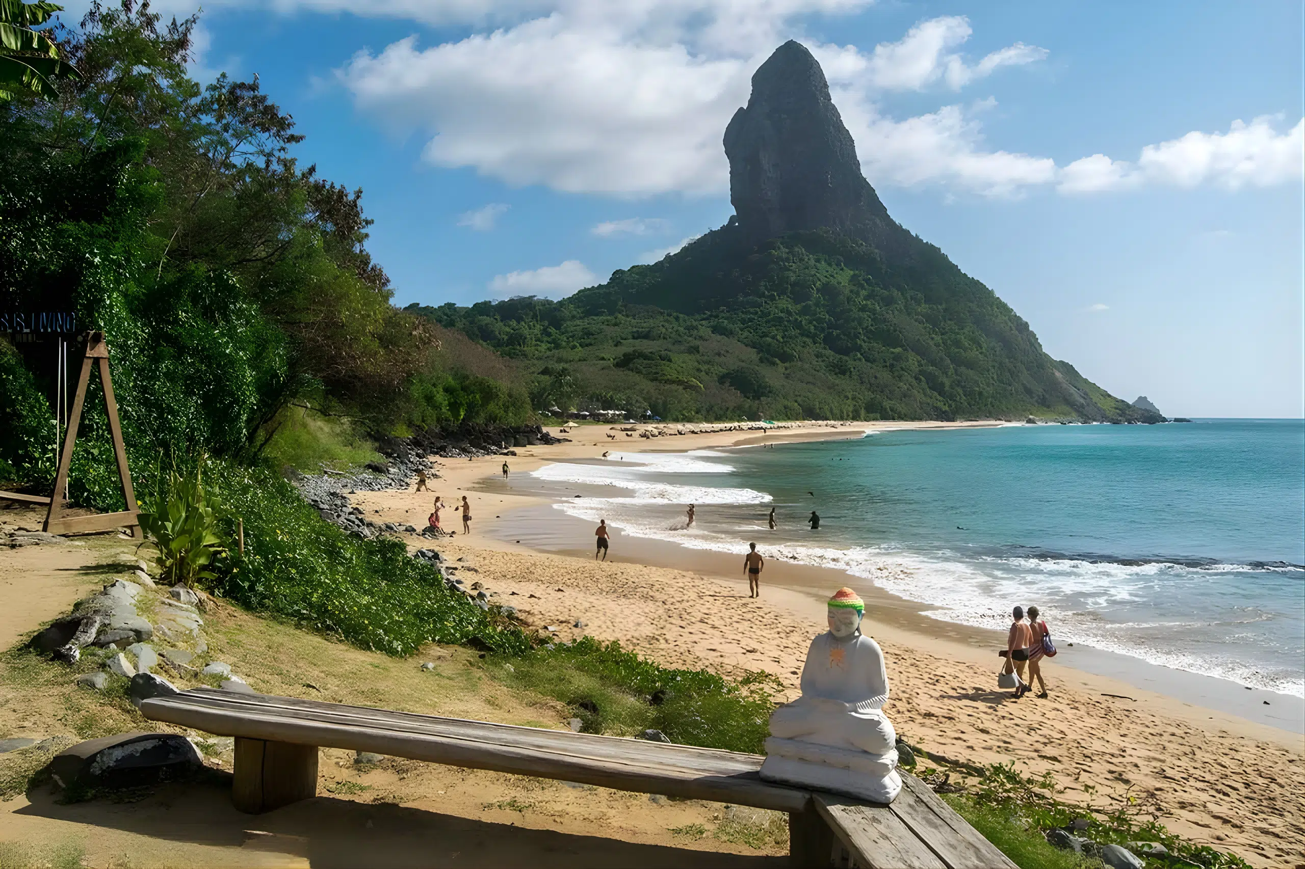 Praia da Conceição em Fernando de Noronha Praia da Conceição em Fernando de Noronha