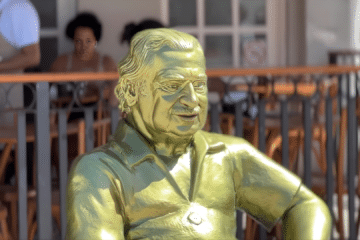 Estátua do escritor Jorque Amado em Ilhéus